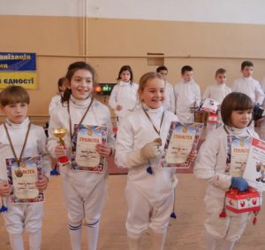 Міжнародний турнір «Кубок Діда Мороза» з фехтування стартував в Ужгороді