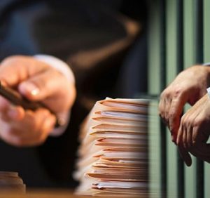 Поліція Мукачева розшукала двох чоловіків, які переховувалися від суду