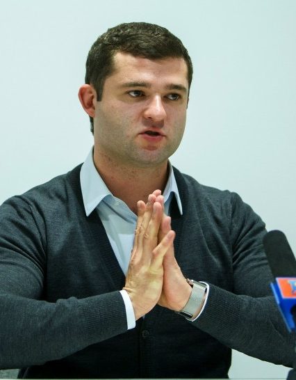 Відеоінструкція з корупції: як чиновники Мукачева виграють тендери за кілька хвилин?