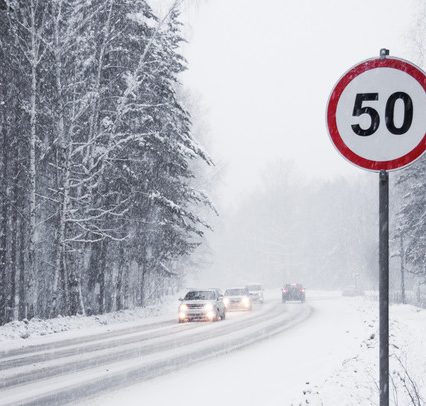 Максимум по городу теперь 50 км/ч: вступили в силу новые ПДД