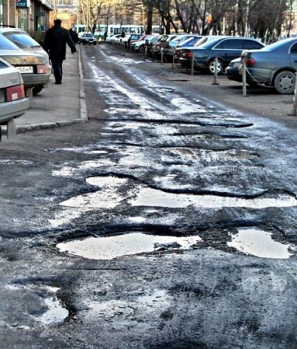 Укравтодор с 1 января отвечает только за 50 тыс. км дорог