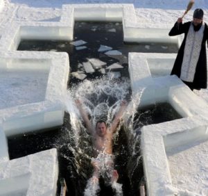 Графік проведення богослужінь та освячення води в Ужгороді 18–19 січня