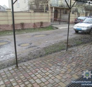 Поліція встановлює всі обставини стрілянини на вулиці Орлая в Ужгороді