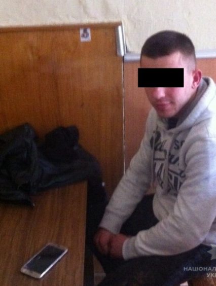 Поліцейські затримали мукачівця, який пограбував студентку