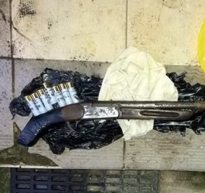 Іршавські дільничні вилучили обріз мисливської зброї (ФОТО)