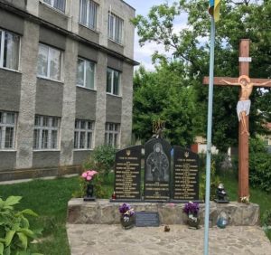 У столичному виші розповідять про закарпатського майора-розвідника 128 бригади Віталія Постолакі
