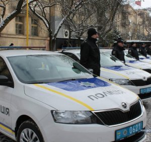 Автопарк поліції Закарпаття поповнився одинадцятьма новими автомобілями та автобусом (ВІДЕО)