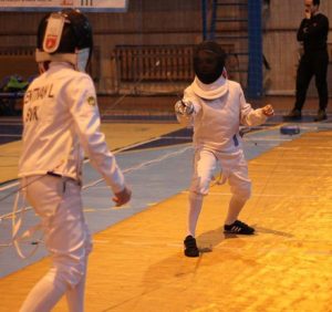 Близько 200 спортсменів з України та Словаччини бились на шпагах в Ужгороді (ВІДЕО)