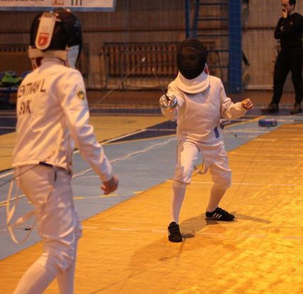 Близько 200 спортсменів з України та Словаччини бились на шпагах в Ужгороді (ВІДЕО)