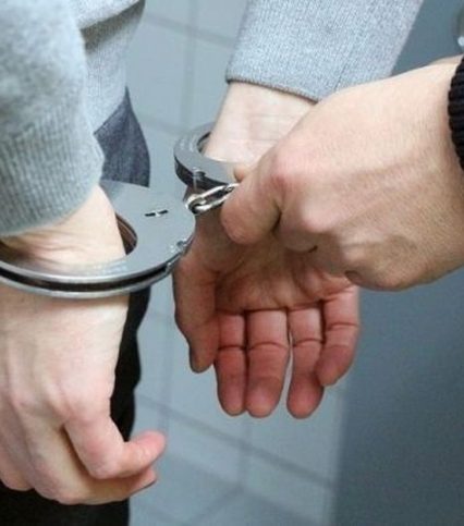 Судимий ужгородець напав і пограбував власну дружину