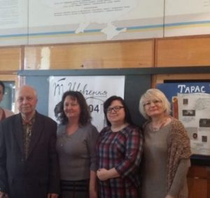 В Ужгородському коледжі КНТУ провели творчу зустріч з відомим народознавцем Іваном Хлантою (фото)