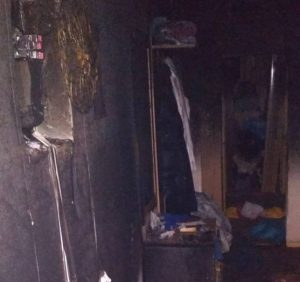 Ужгородські вогнеборці ліквідували пожежу у квартирі