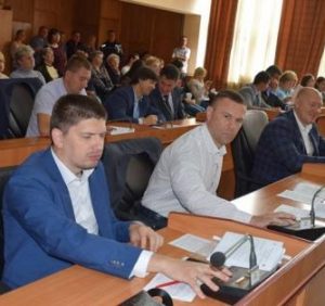 На сесії міськради виділяли та перерозподіляли кошти, також перейменовували провулки