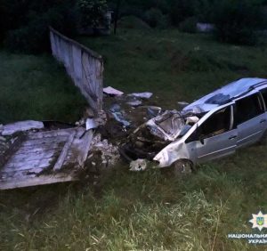 Трагічна ДТП на  Тячівщині: загинуло двоє чоловіків (ФОТО)