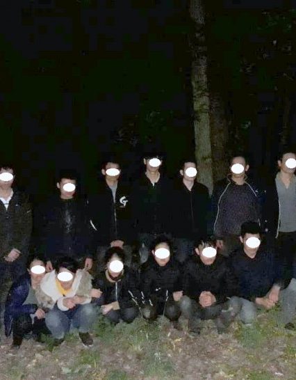Велику групу нелегалів з В’єтнаму затримали прикордонники поблизу Ужгорода (ФОТО, ВІДЕО)