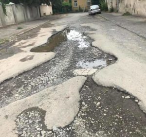 Ужгородський міський голова тут не їздить (відео)