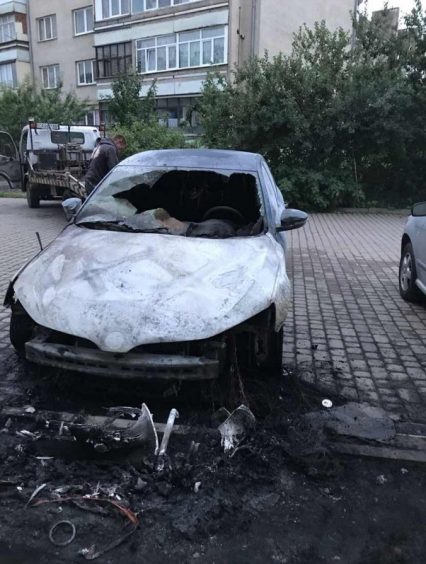 На Закарпатті підпалили автомобіль офіцера Держприкордонслужби