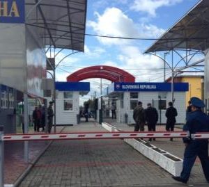 Влада придумала, як боротиметься з «піджаками» на держкордонах у Закарпатті