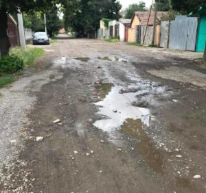 Ужгородська влада “забула” про існування людей на вулиці Герца (відео)
