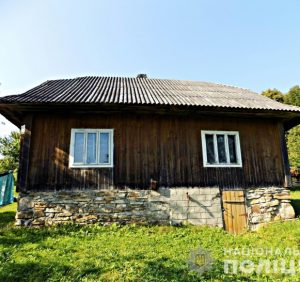 На Міжгірщині поліцейські затримали чоловіка, який до смерті побив батька