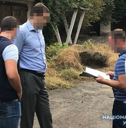 На Закарпатті поліція затримала голову Виноградівської РДА на хабарі (відео)