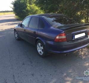 Працівники поліції Закарпаття затримали двох п’яних водіїв, один з яких чинив опір правоохоронцям