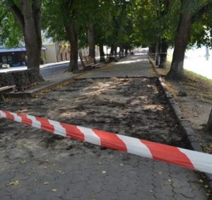 Ужгородці завадили дерибану мером 21 мільйону гривень (відео)