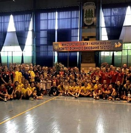 В Ужгороді пройшов великий міжнародний гандбольний турнір Кубок Карпат