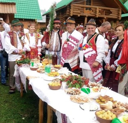 Вихідні на Закарпатті: святкуємо 53-й «БерегФест» і втретє гуляємо «Закарпатську свальбу» (АНОНСИ)