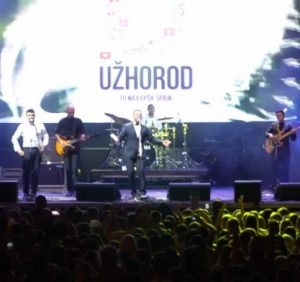 Мер Ужгорода публічно осоромився перед громадою: Як День міста відзначали (ВІДЕО)