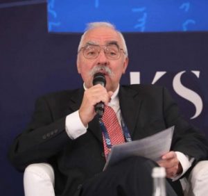 Колишній угорський міністр став на захист України у конфлікті з Будапештом
