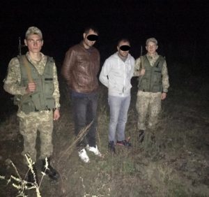 Двійку нелегалів з Туреччини затримали прикордонники на Закарпатті