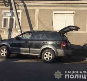 Наркоман викрав “KIA Sorento” з автосервісу і влаштував ДТП (фото)