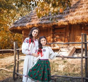 В Ужгороді відбудеться показ колекції національного вбрання «Із роду в рід»