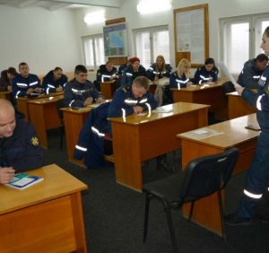Диспетчери Служби порятунку Закарпаття вчилися навичкам впевненого спілкування