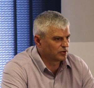 «Надаю послуги супроводу для кандидата». Або як чиновник міськради Ужгорода Бабидорич агітує за Андріїва