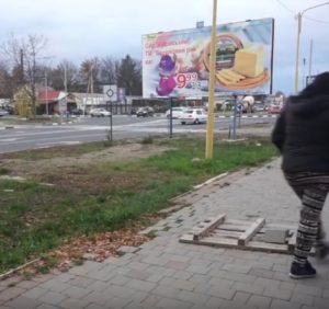 Ремонтували і покинули: влада Ужгорода завершує більшість об’єктів абияк (ВІДЕО)