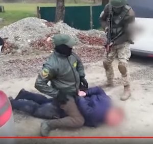 Голова сільради намагався підкупити прикордонника у Рахівському районі Закарпаття (відео)