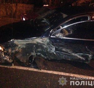 Поліція Виноградівщини розслідує ДТП за участі трьох автомобілів, в якій загинула людина