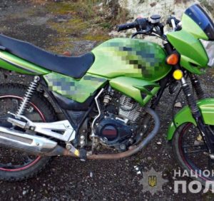 Два жителі Хуста викрали на Міжгірщині мотоцикл