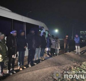 На Закарпатті правоохоронці виявили дев’ятьох нелегальних мігрантів