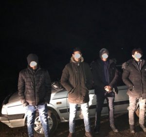 Неподалік Ужгорода затримали групу нелегалів з Марокко
