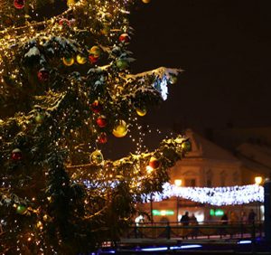 Основні новорічно-різдвяні заходи в Ужгороді (ПРОГРАМА)