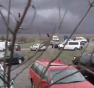 Закарпатські “євроавто” масово заполонили двори словацької Ублі (відео)