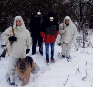 Прикордонники затримали у горах змерзлих нелегалів з Єгипту та Марокко