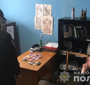 Злодій-домушник намагався підкупити працівника поліції Закарпаття