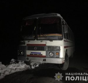 На Закарпатті рецидивіст напився і угнав автобус