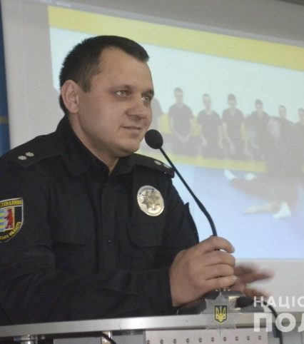 Закарпатські правоохоронці спілкувалися зі студентами про умови служби в поліції