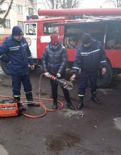 Чопські школярі завітали на екскурсію до рятувальників