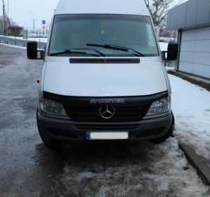 Викрадений в Італії мікроавтобус «Mercedes Sprinter» розшукали на кордоні з Угорщиною